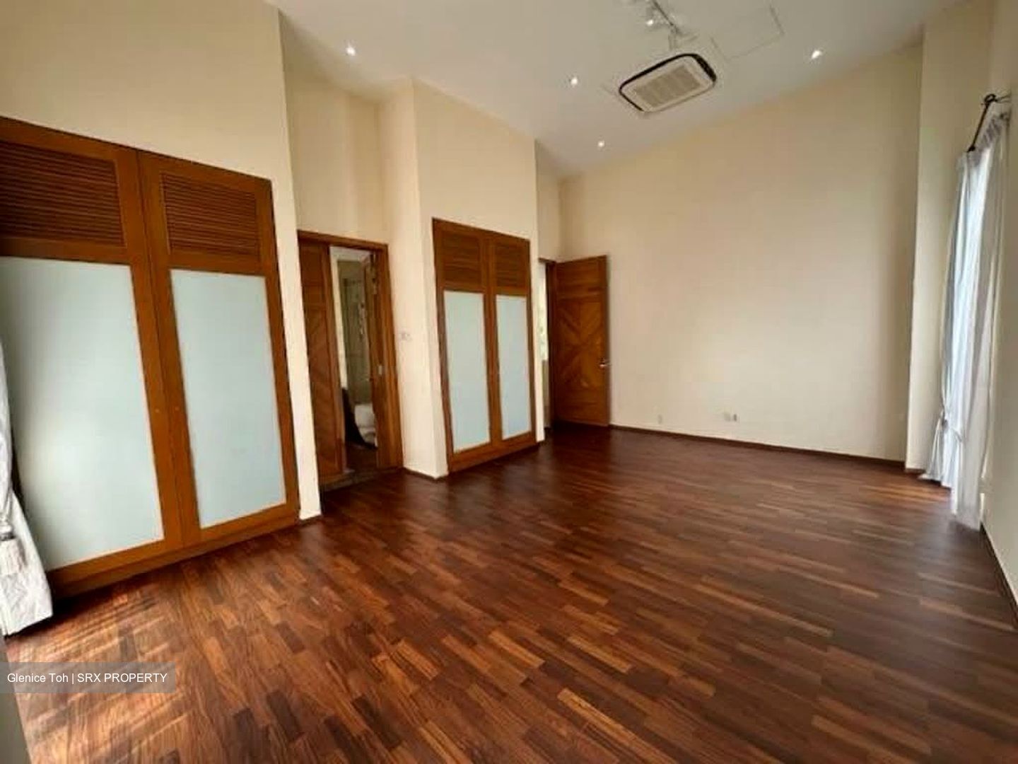 Belmont Road (D10), Detached #559911001